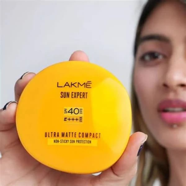 LAKME LAKME 9T05 SUN EX COMPACT SPF 40 PA+++ product image