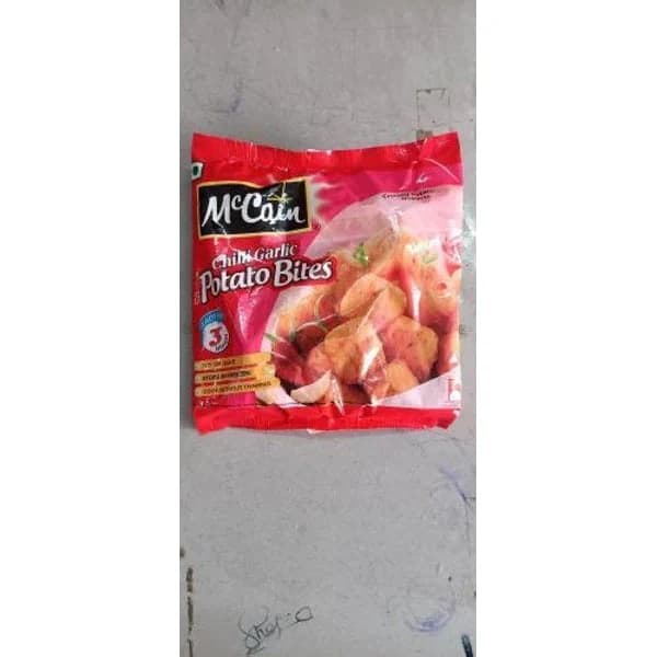 MCCAIN MCCAIN CHILLI GARLIC POTATO BITS 420 product image